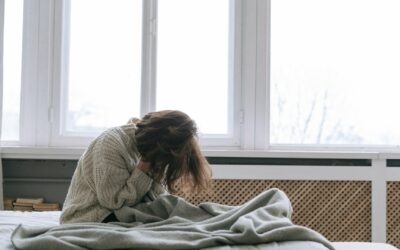 Sophrologie et douleurs chroniques : mieux vivre avec la douleur au quotidien